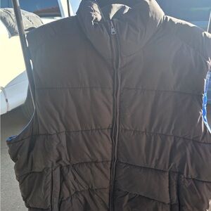 Old Navy Black Puffer Vest
